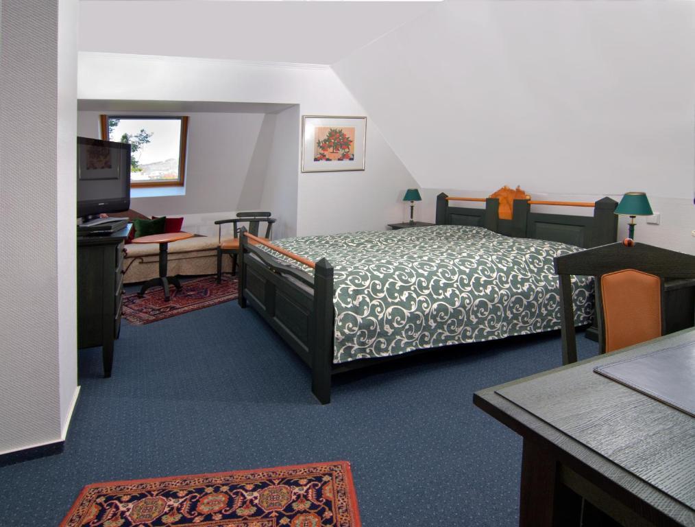 Bb Landhotel Huetter Meschede Room photo