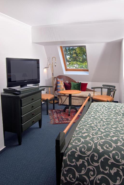 Bb Landhotel Huetter Meschede Room photo