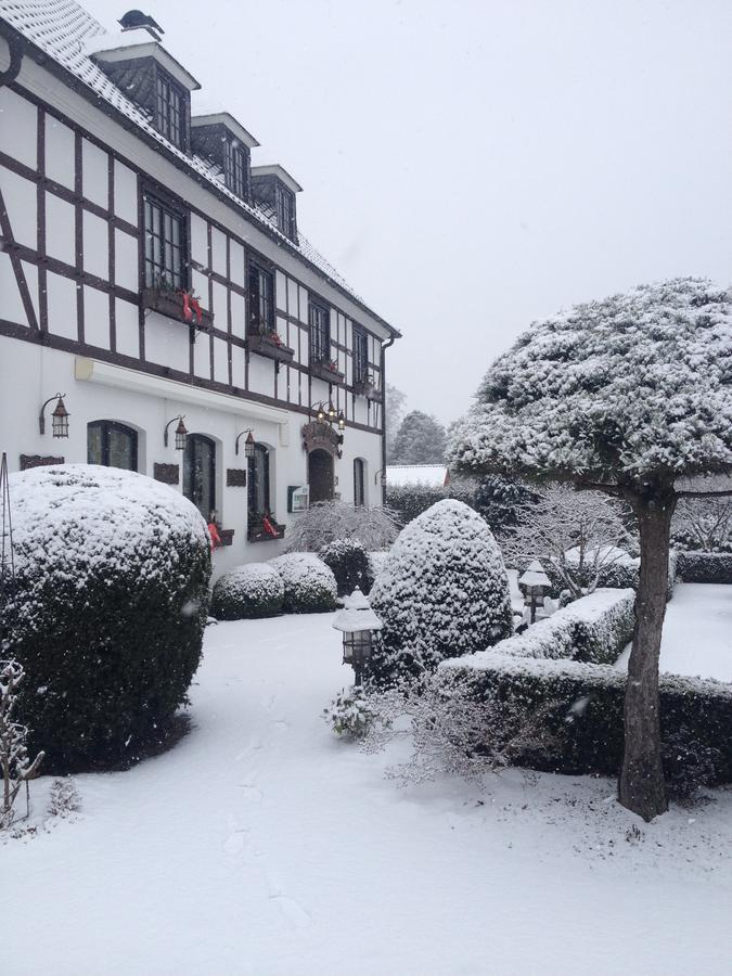Bb Landhotel Huetter Meschede Exterior photo